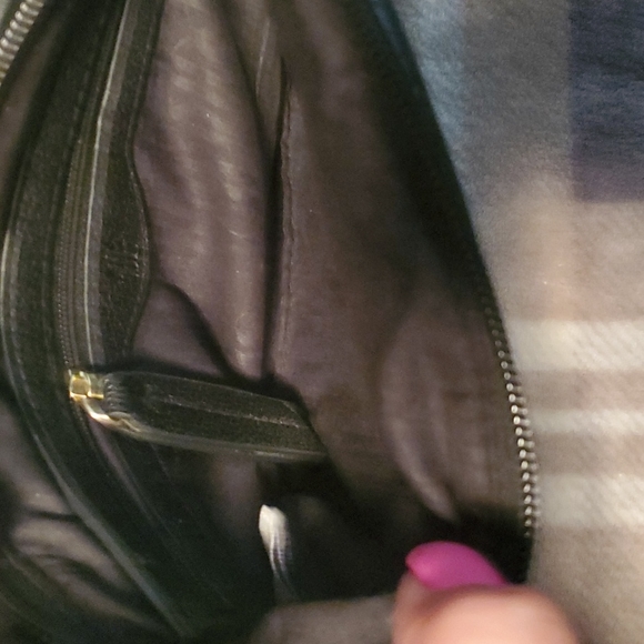 JLO Jennifer Lopez black wristlet purse..used some! - Picture 3 of 5